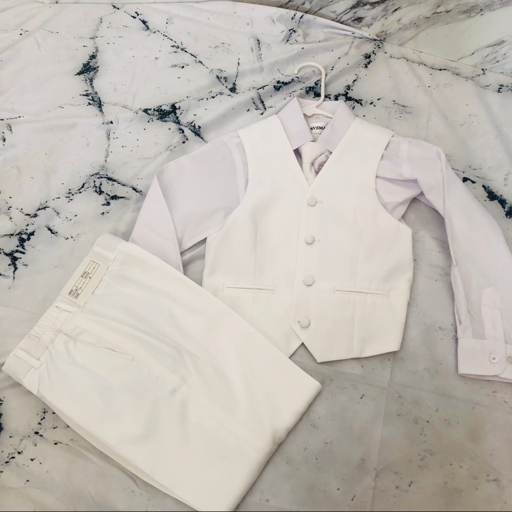 Dapper 4 piece white vest suit boys size 6